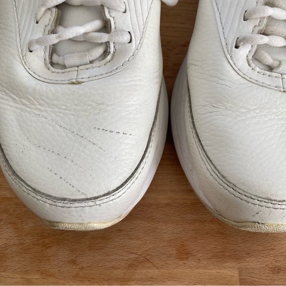 Brooks Addiction Walker 2 Leather size 9 2E extra wide - Picture 3 of 10